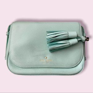 Kate Spade crossbody in Grace blue.